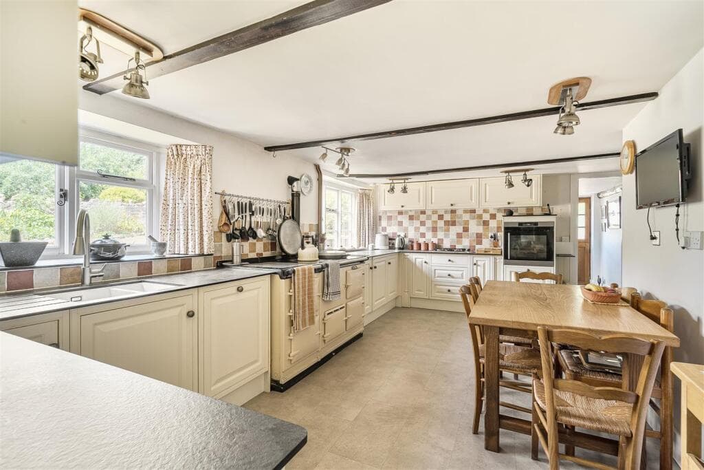 Puckington, Ilminster - Image 9