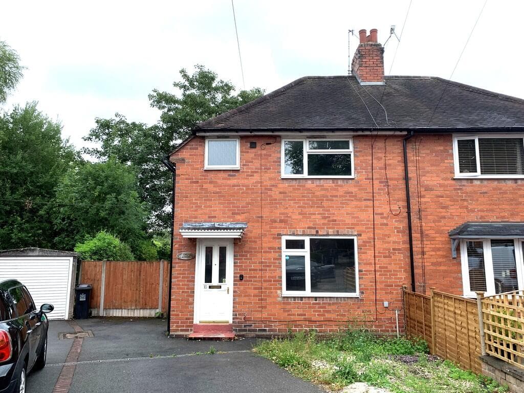 Ash Grove, Silverdale, Newcastle, ST5 6JX - Image 1