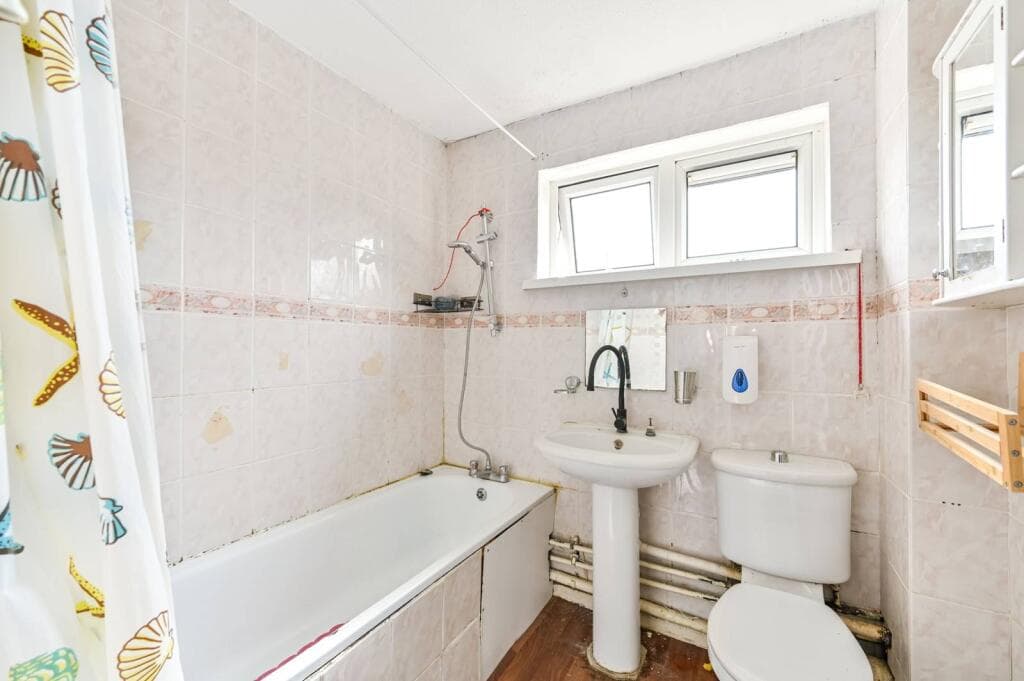 Greystoke Road, Slough, SL2 - Image 9