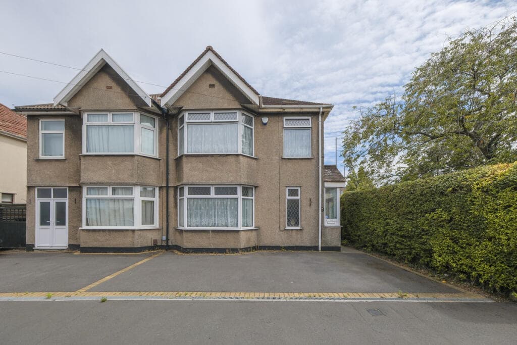 Winterstoke Road, Bristol, BS3 - Image 1