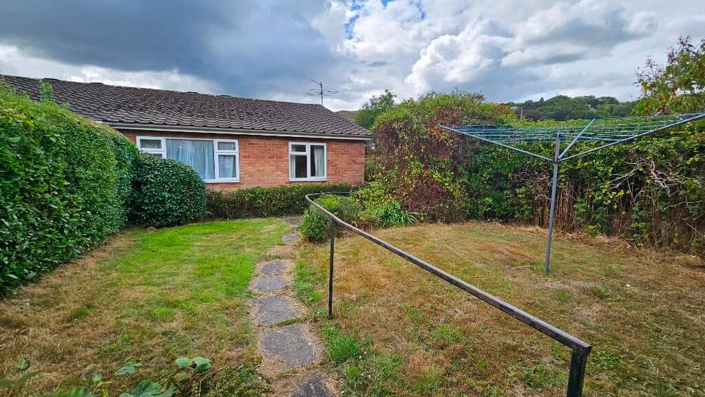 78 Stretton Farm Road, Church Stretton, Shropshire, SY6 - Image 2