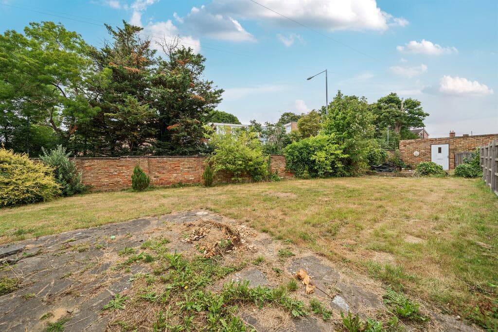 Boyn Valley Road, Maidenhead - Image 9