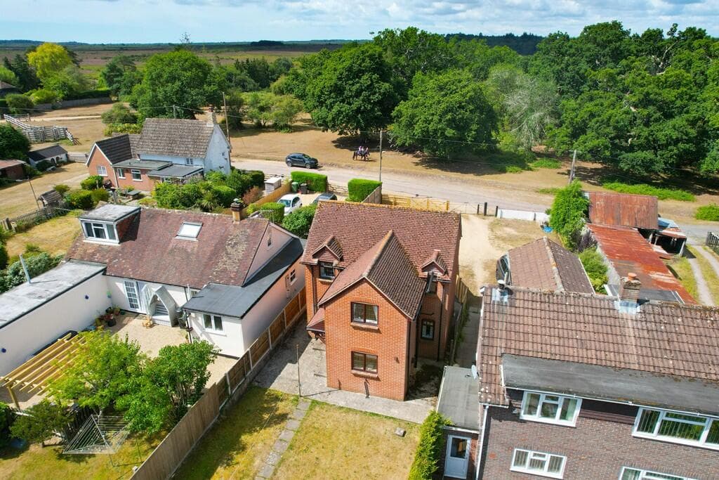 View property at Furzey Lane, Beaulieu, Hampshire