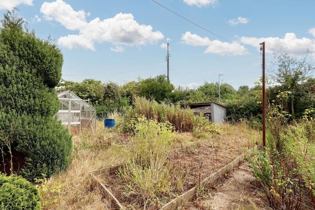 Westmarsh Lane, Oldbury-On-Severn, BS35 - Image 3
