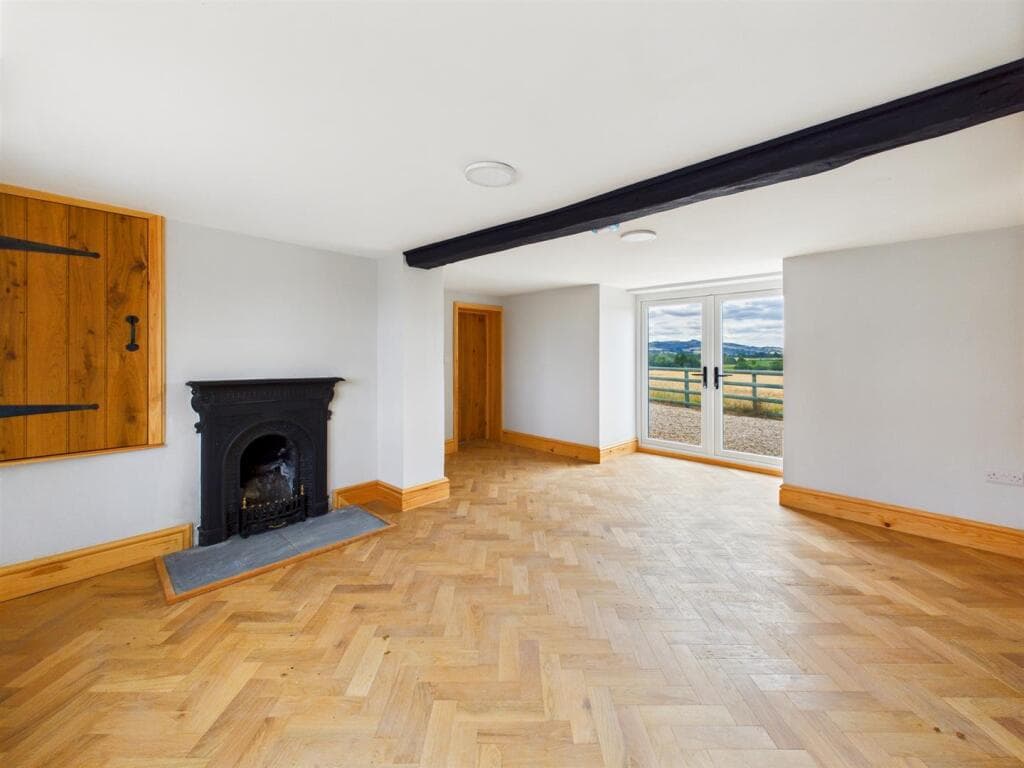Hinwood, Shrewsbury - Image 2