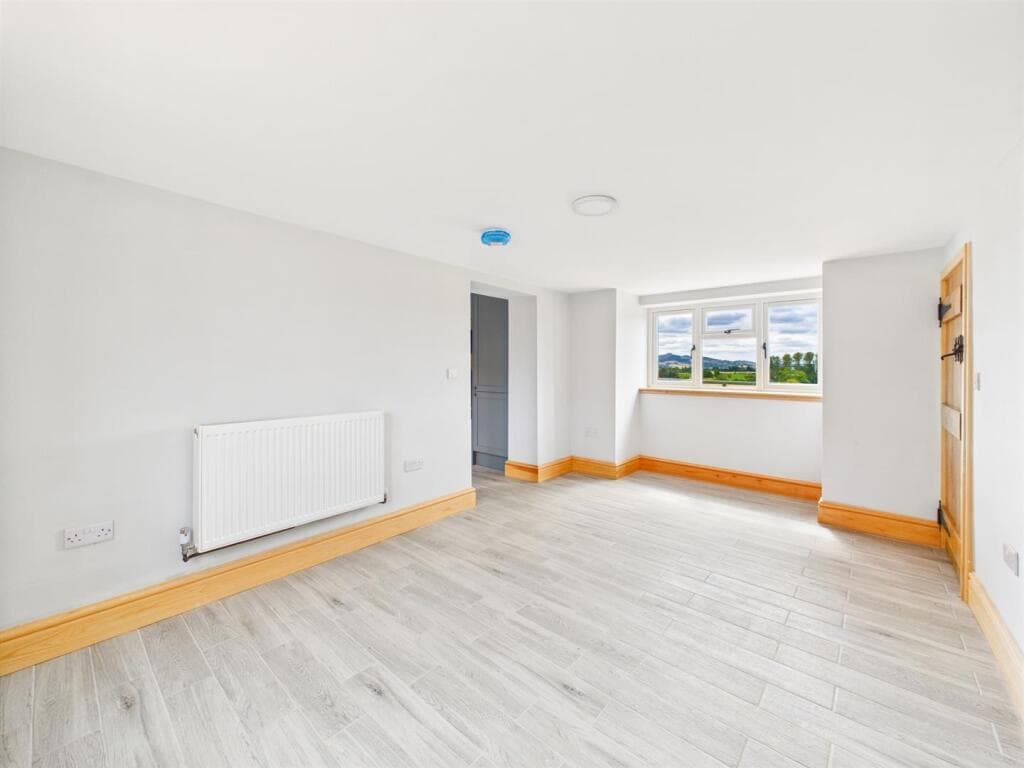 Hinwood, Shrewsbury - Image 6
