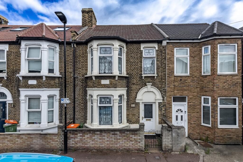 View property at Carson Road, Canning Town, E16