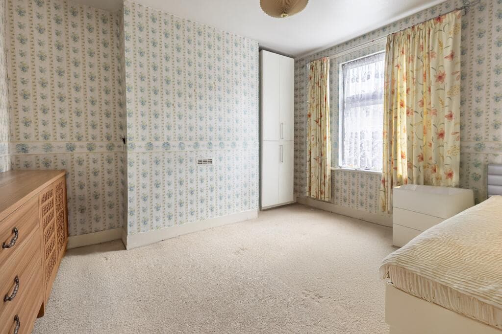 Carson Road, Canning Town, E16 - Image 10
