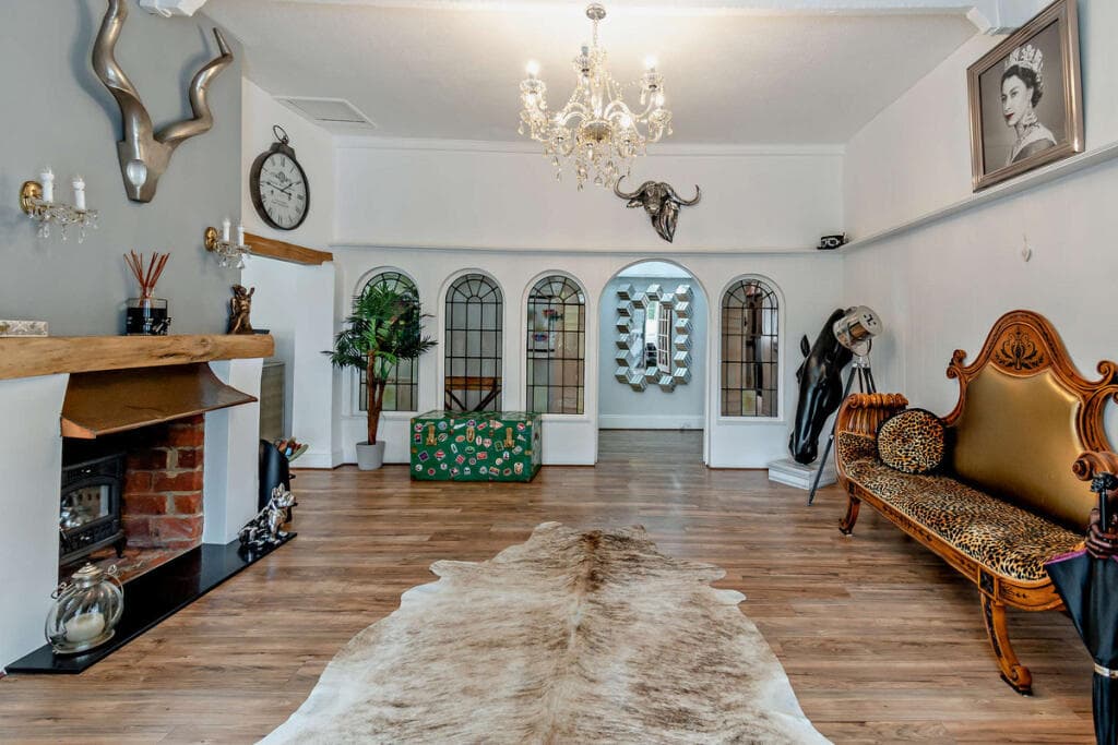 Hollybush Hill, Buckinghamshire, SL2 - Image 4