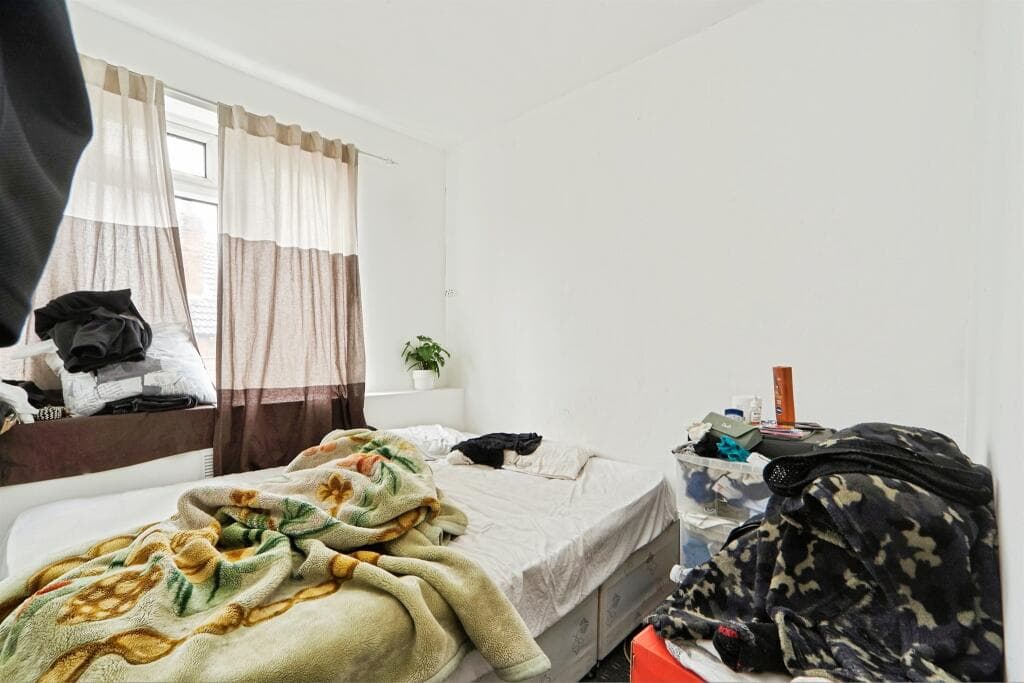 Lambton Terrace, LEEDS - Image 8