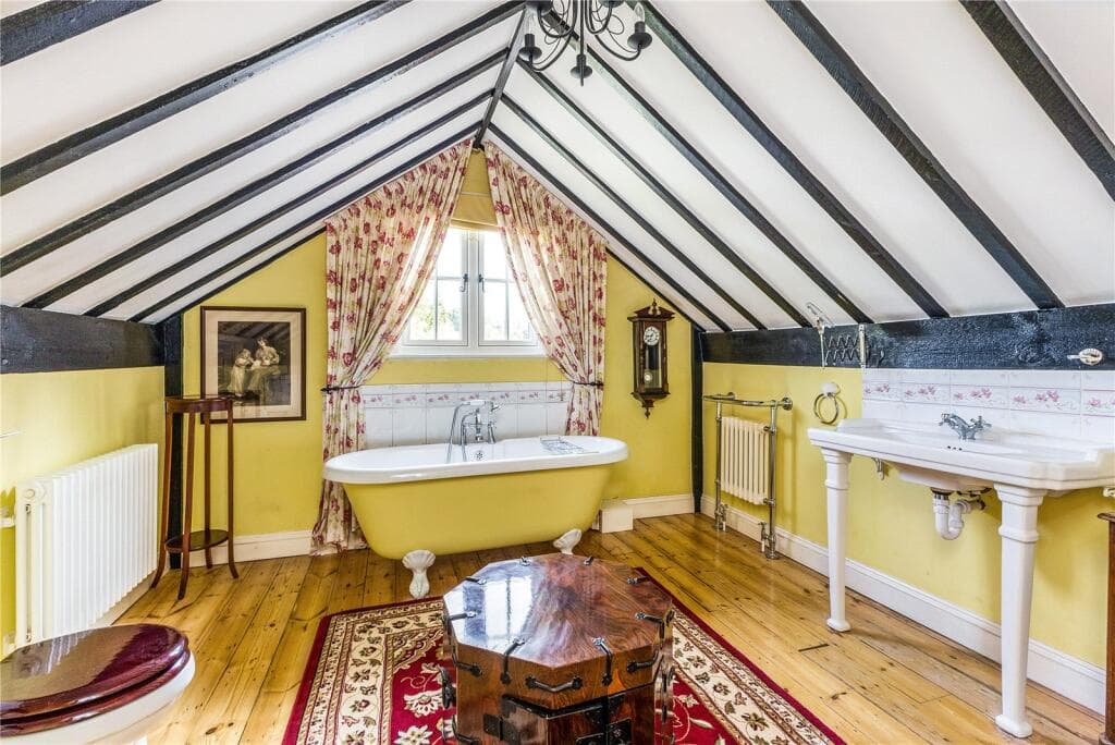 Marlow Road, Bourne End, Buckinghamshire, SL8 - Image 10