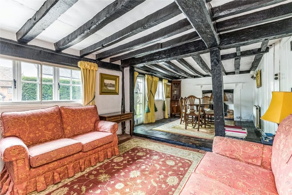 Marlow Road, Bourne End, Buckinghamshire, SL8 - Image 2