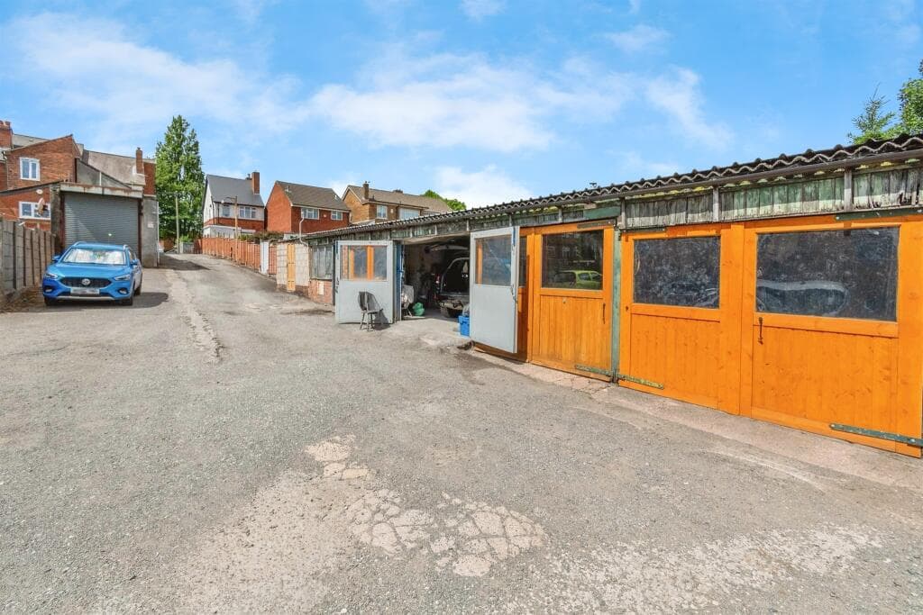 Old Park Road, Wednesbury - Image 7