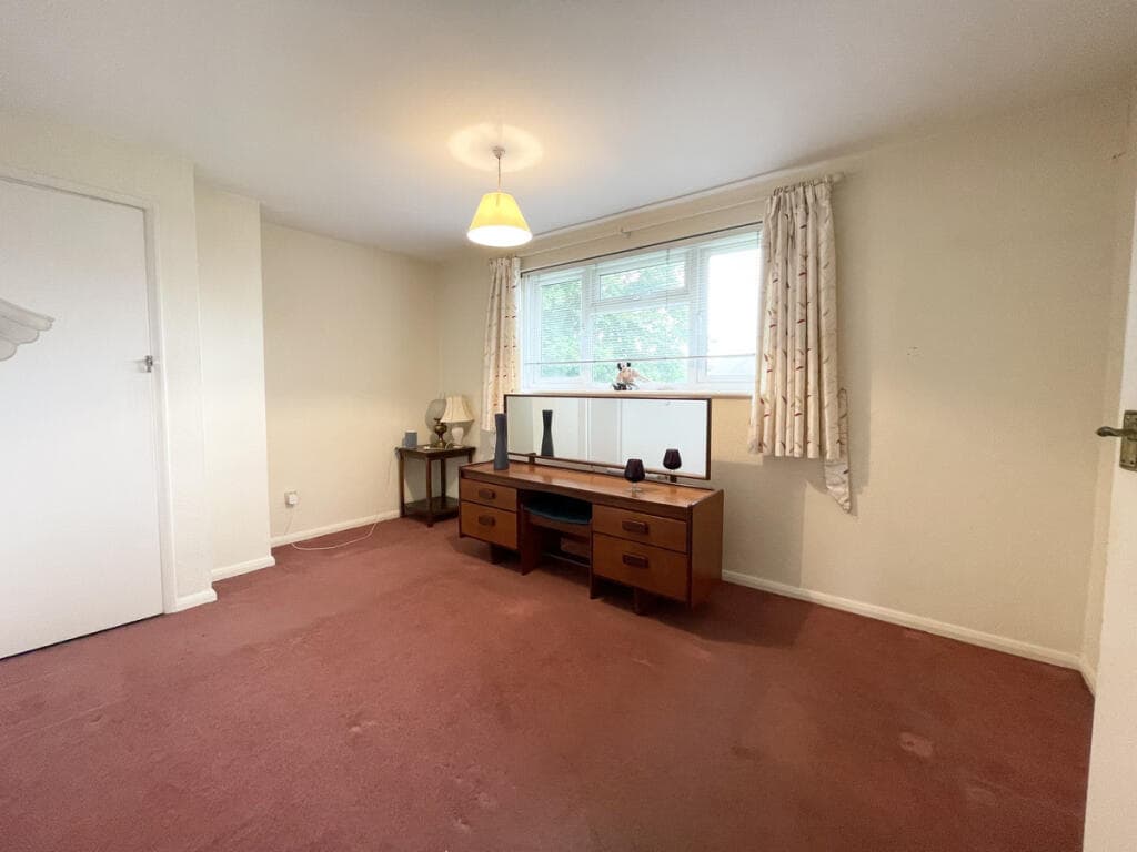 Mungo Park Road, Gravesend, DA12 - Image 5