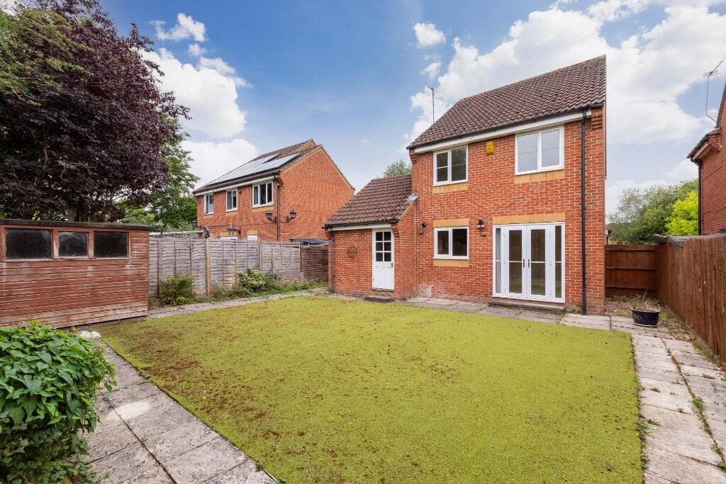 Copse Close, Cippenham - Image 3