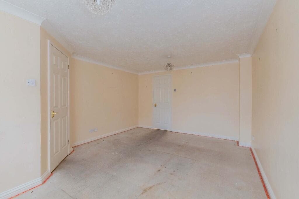 Copse Close, Cippenham - Image 4