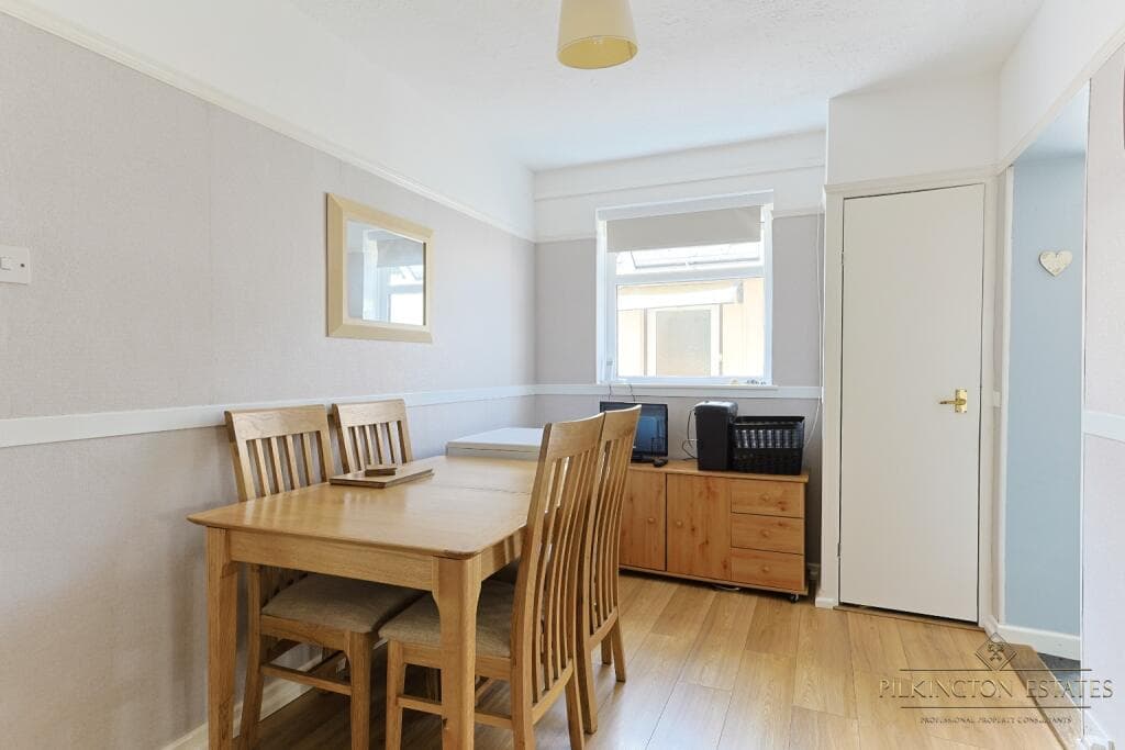 Laira Park Place, Plymouth, Devon, PL4 - Image 4