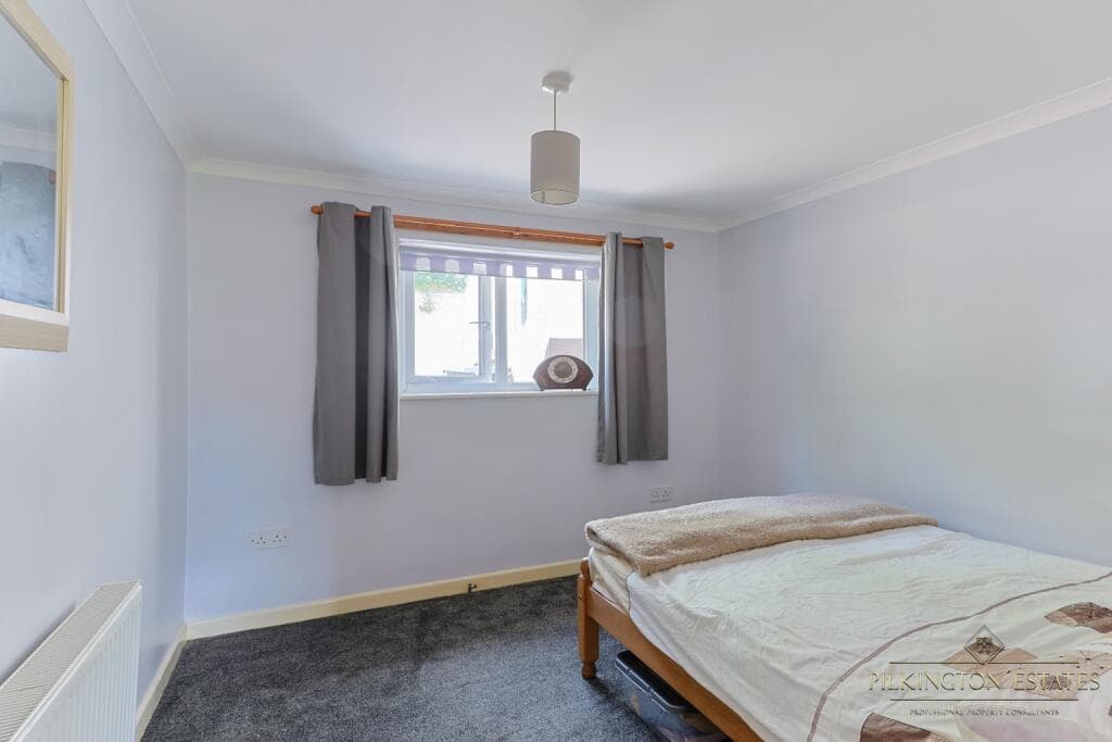 Laira Park Place, Plymouth, Devon, PL4 - Image 8