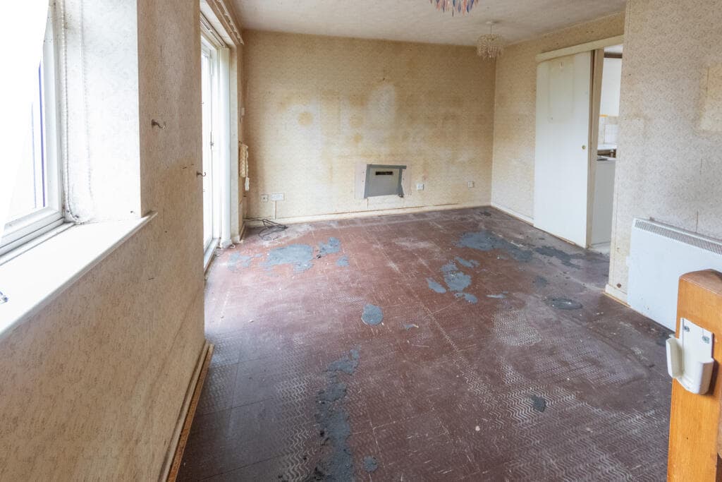 Russet Close, Oakwood - Image 3