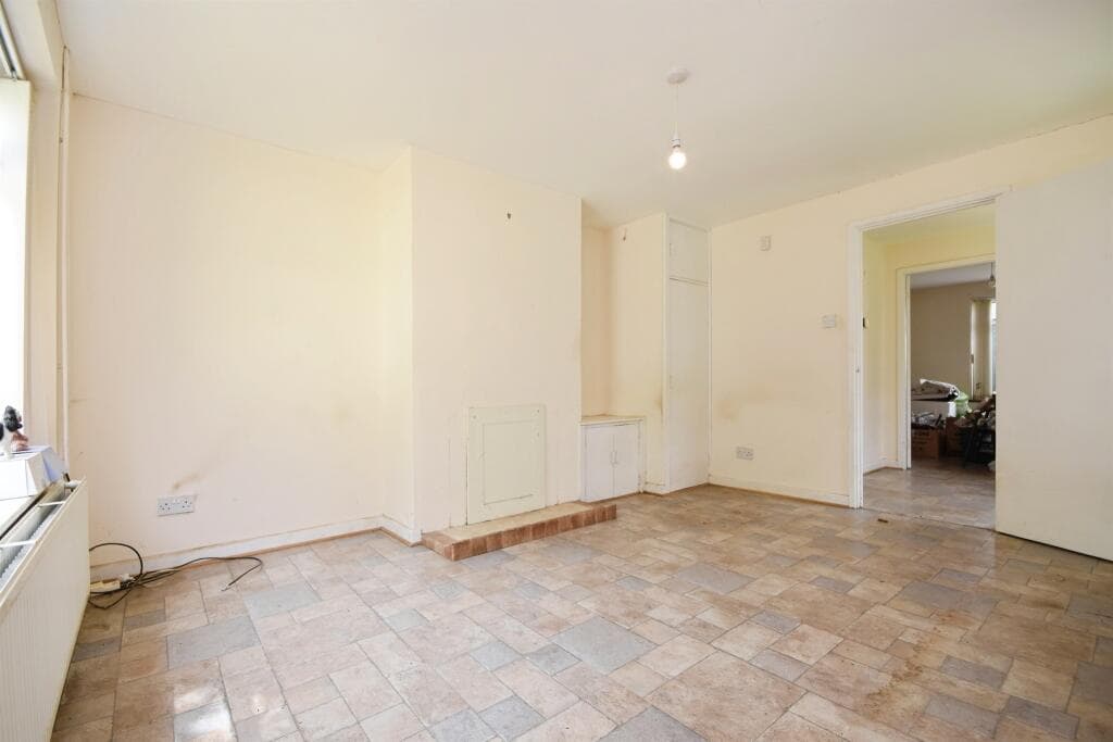 Falmouth Road, Chelmsford - Image 11