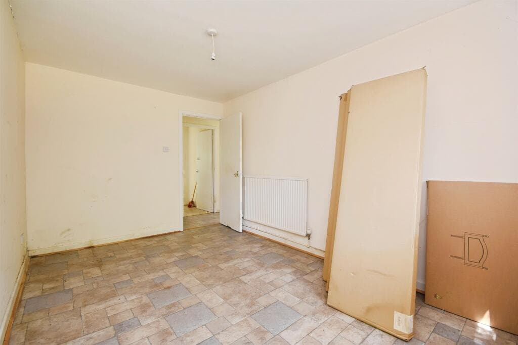 Falmouth Road, Chelmsford - Image 9
