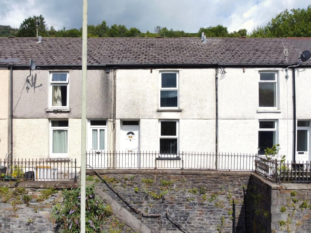 Ystrad Road, Pentre, CF41 7PH - Image 1