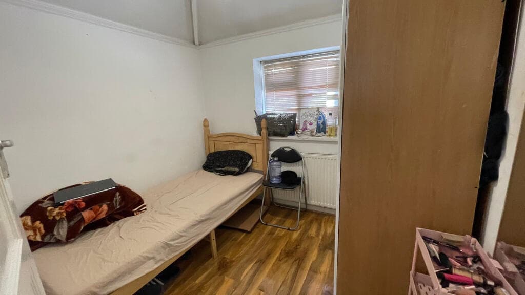 Park Street,  Slough, SL1 - Image 8