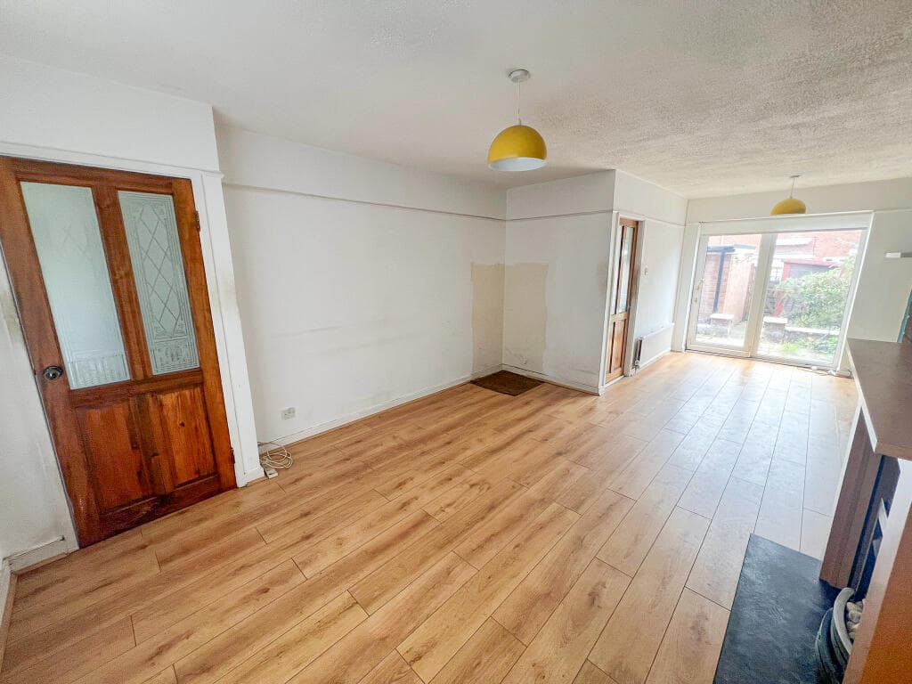 Reddish Road, Reddish - Image 4