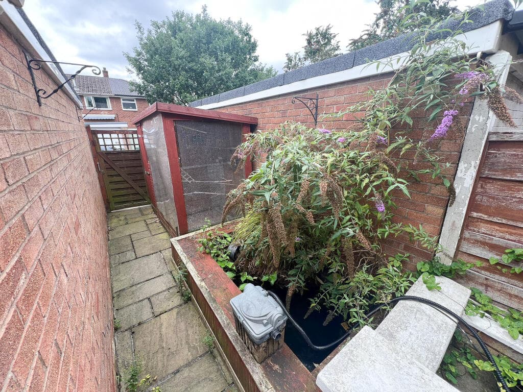 Reddish Road, Reddish - Image 8