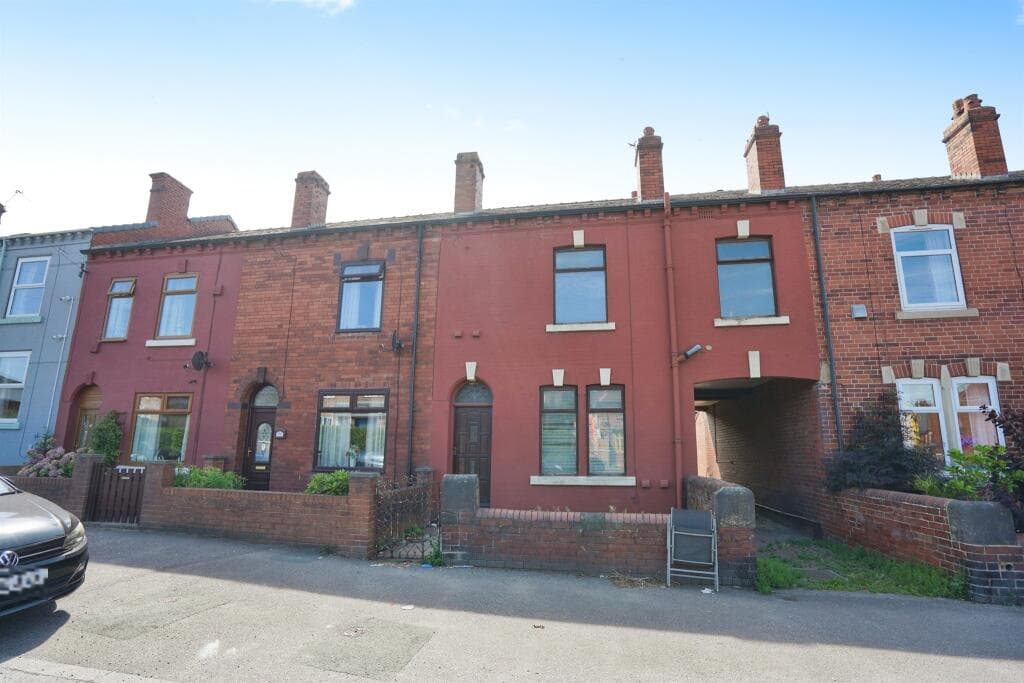 Leeds Road, Wakefield - Image 1