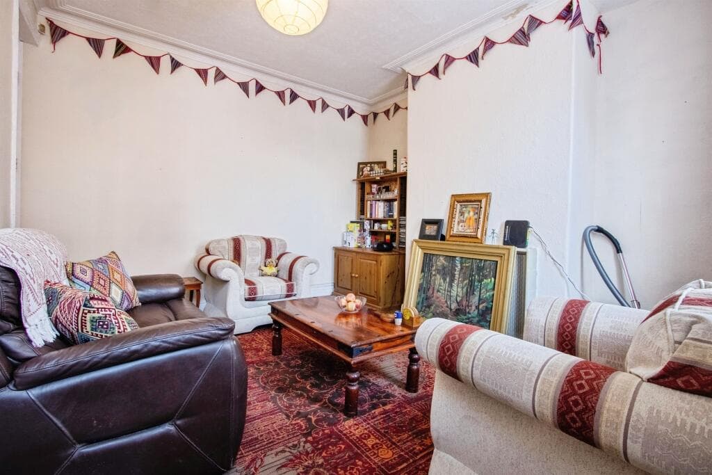 Glensdale Terrace, Leeds - Image 3
