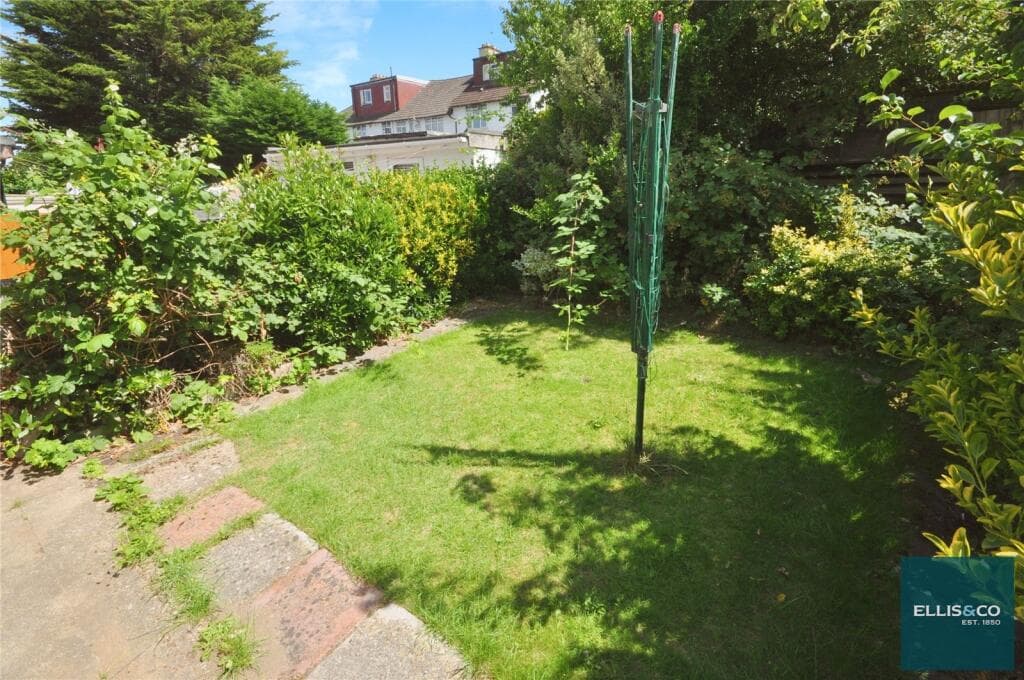 Cromwell Road, Finchley, N3 - Image 9