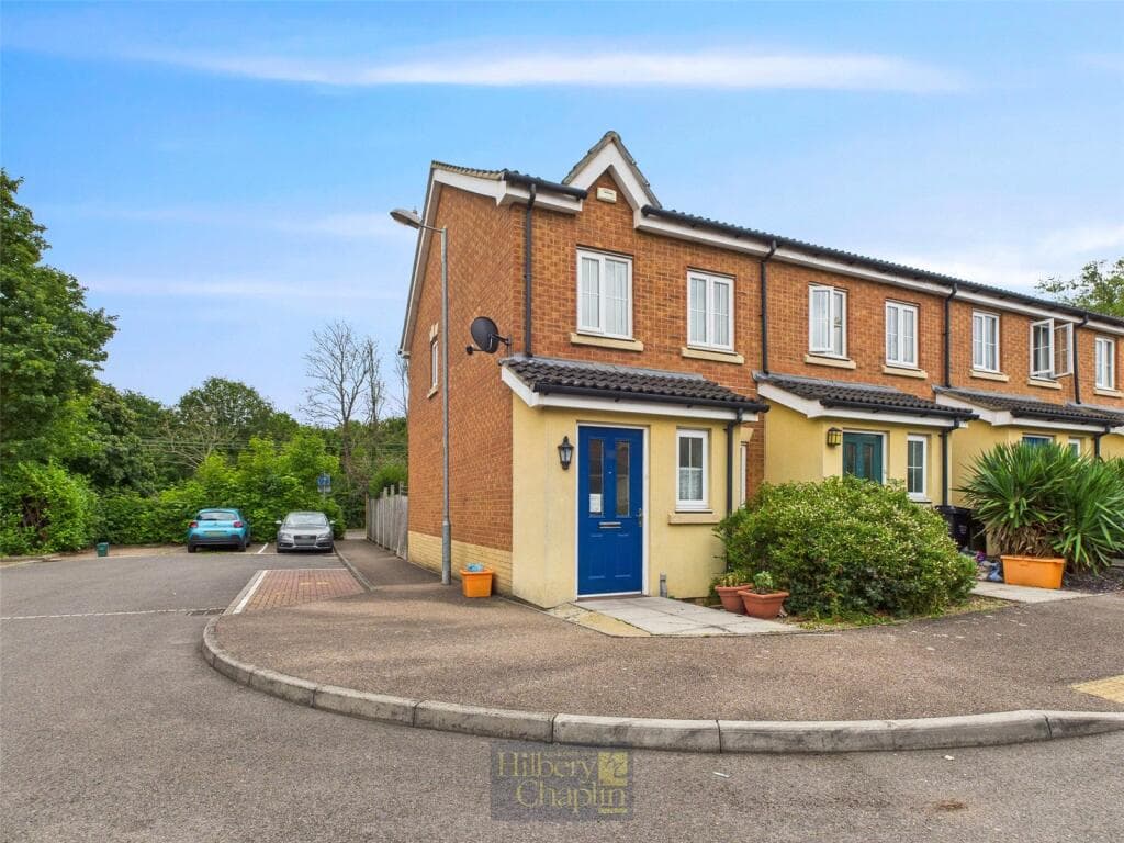 Beeston Courts, Basildon, Essex, SS15 - Image 1