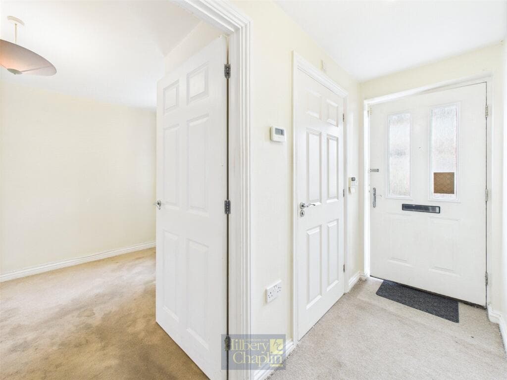 Beeston Courts, Basildon, Essex, SS15 - Image 2
