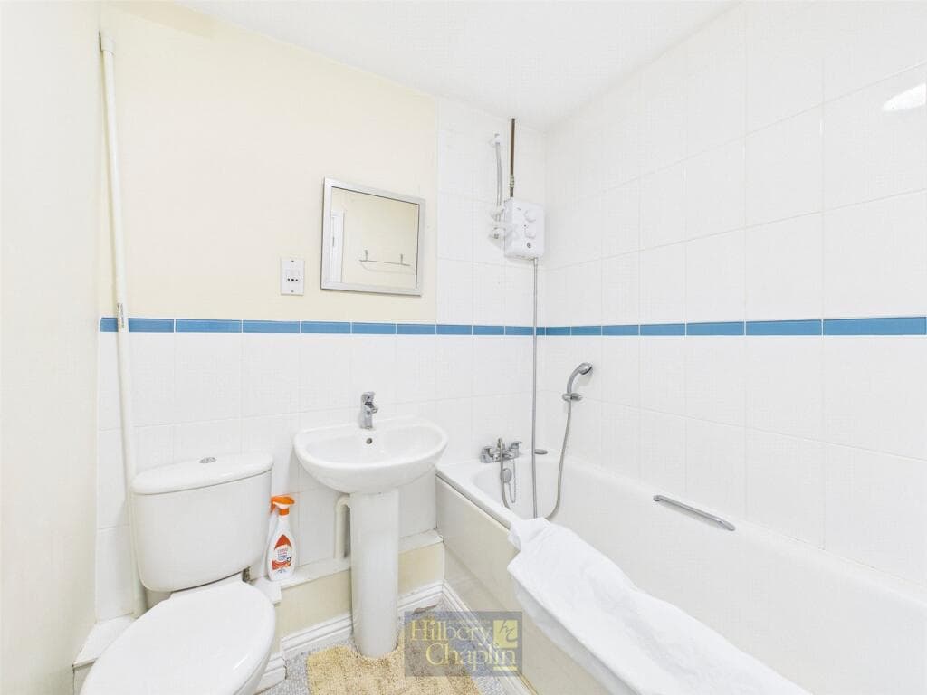 Beeston Courts, Basildon, Essex, SS15 - Image 9