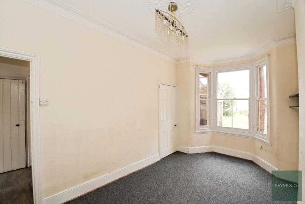Mortlake Road, Ilford, IG1 - Image 5