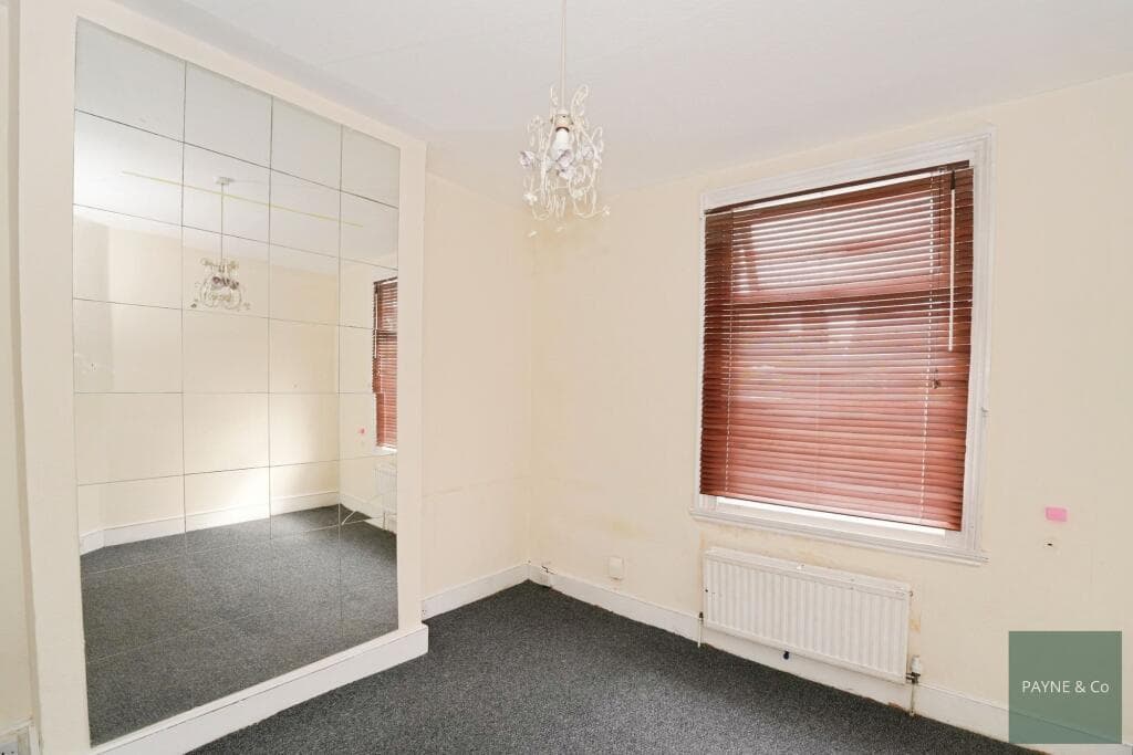 Mortlake Road, Ilford, IG1 - Image 9