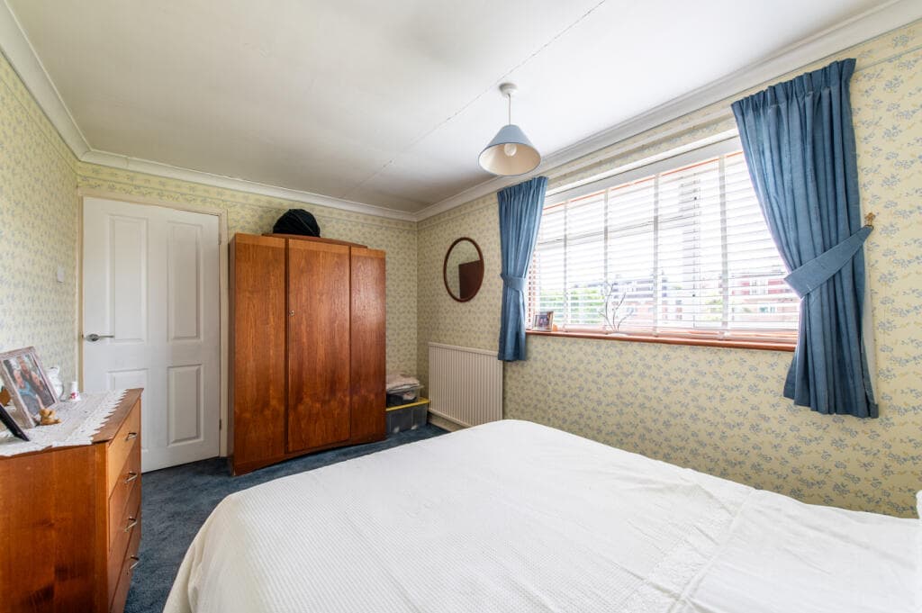 Rolvenden Road, Wainscott, Rochester, Kent, ME2 - Image 9