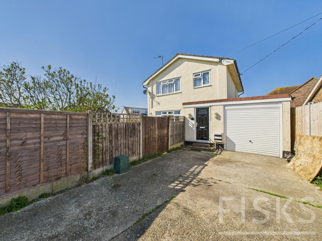 Caro Road, Canvey Island, SS8 - Image 2