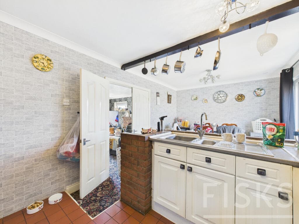 Caro Road, Canvey Island, SS8 - Image 6