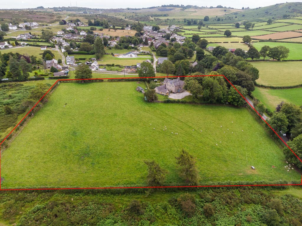 View property at Holywell, Rhes-y-cae, Flintshire, CH8