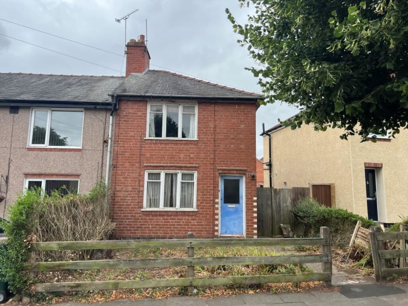 View property at 117 Poole Road, Coventry, CV6 1HX