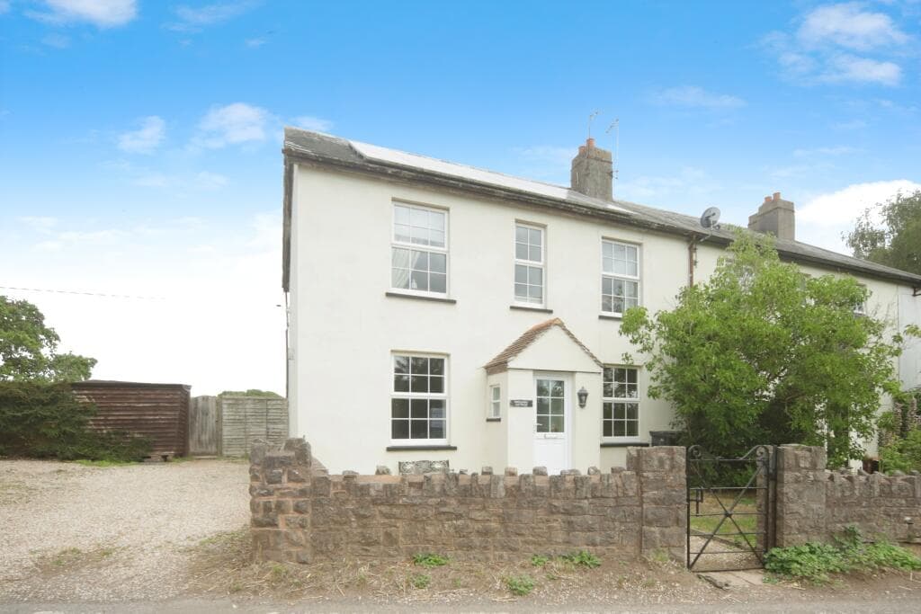 Kingston Road, Taunton, TA2 - Image 1