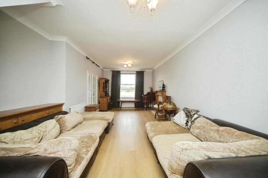 Kingston Road, Taunton, TA2 - Image 7