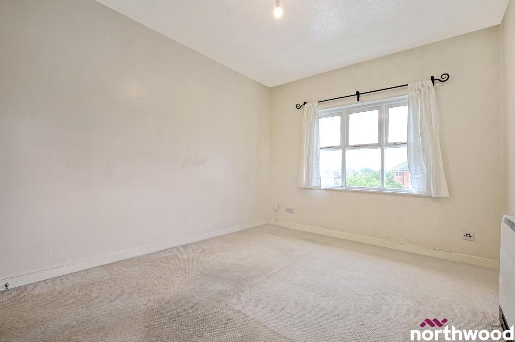 Stapleford Close, Chelmsford, CM2 - Image 9