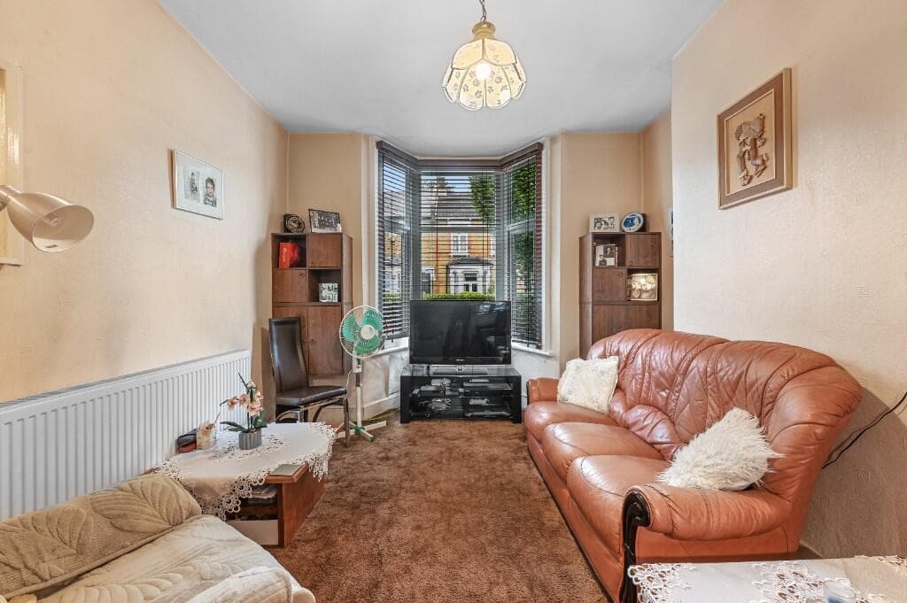 Tylney Road, London, E7 - Image 2