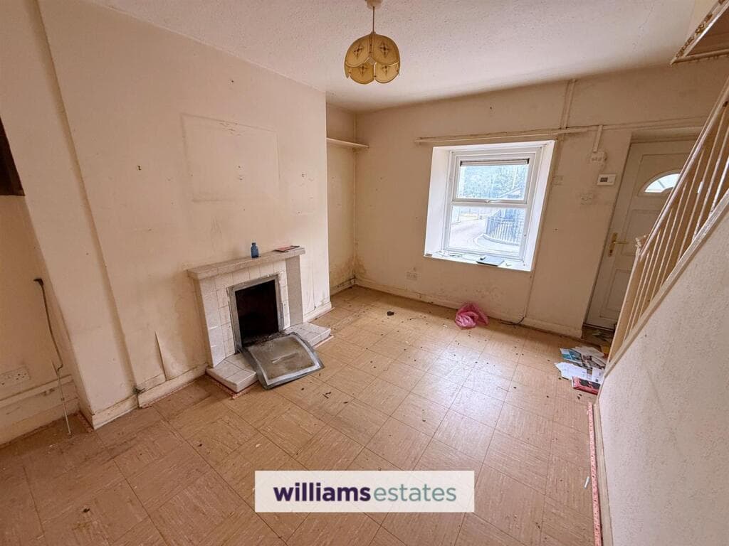 Corwena Terrace, Corwen - Image 3