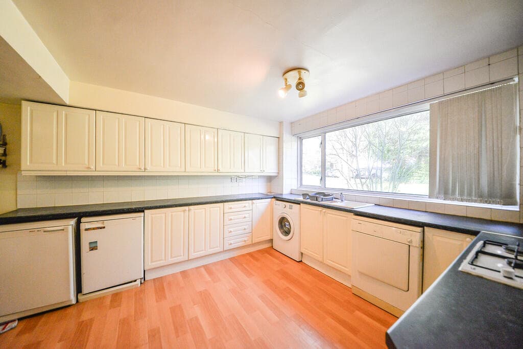 Christchurch Close, Edgbaston - Image 2