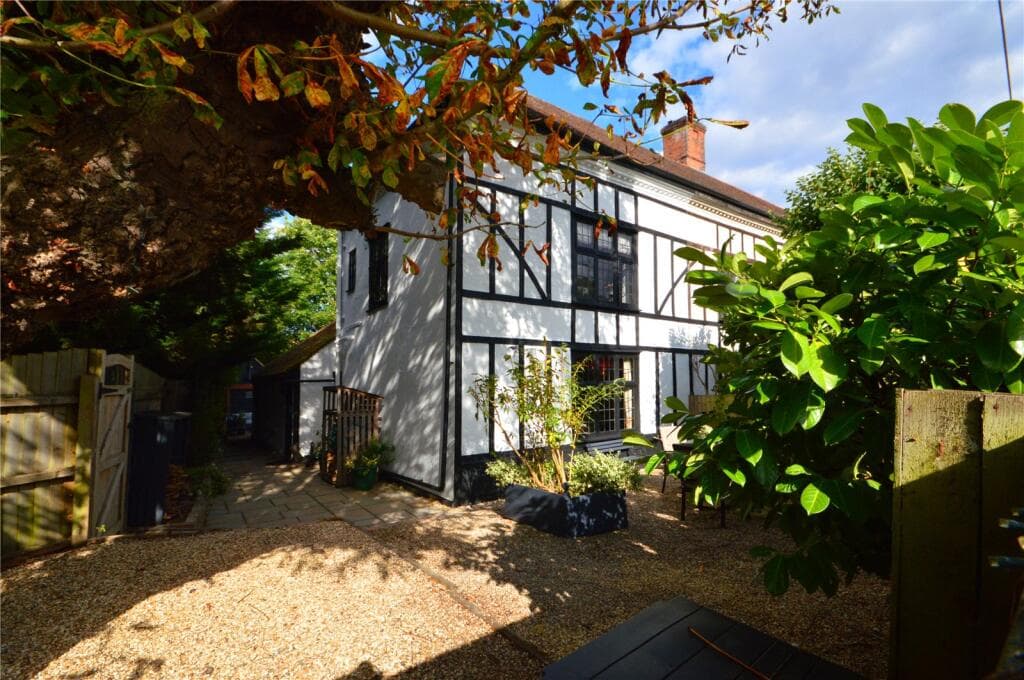 View property at Swan Street, Sible Hedingham, Halstead, Essex, CO9