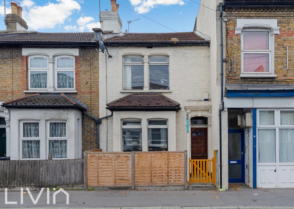 View property at Southbridge Road, Croydon